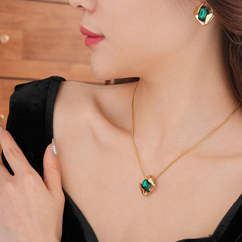 Green Fashion Wedding Jewelry Set Wholesale Square Earring Retro Light Luxury Temperament Collarbone Chain Necklace